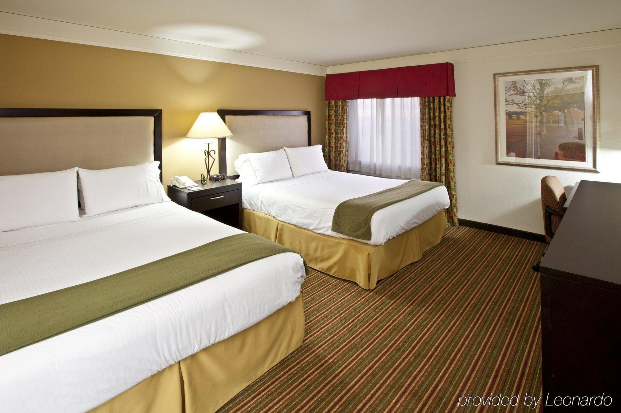 Baymont By Wyndham Litchfield Hotel Kamer foto