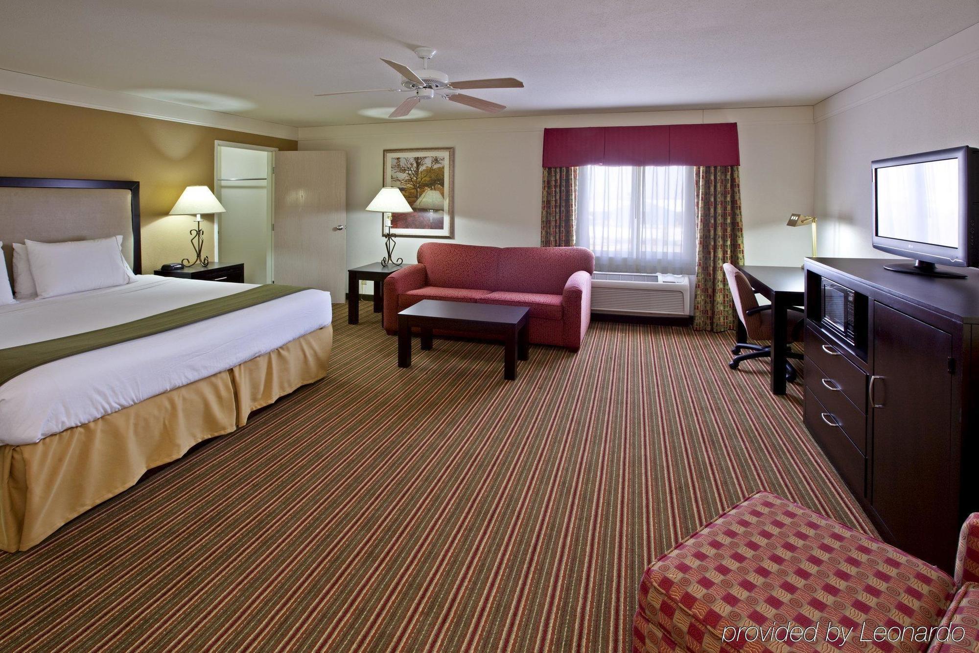 Baymont By Wyndham Litchfield Hotel Kamer foto